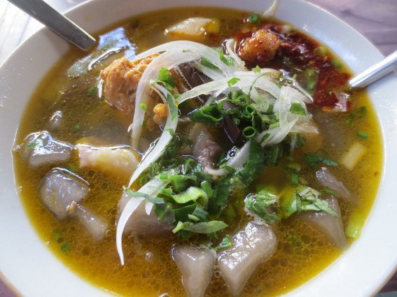 Banh canh gio - A Vietnamese soup