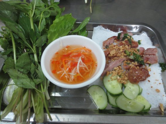 Banh hoi, one of the many roll-your-own spring roll style dishes